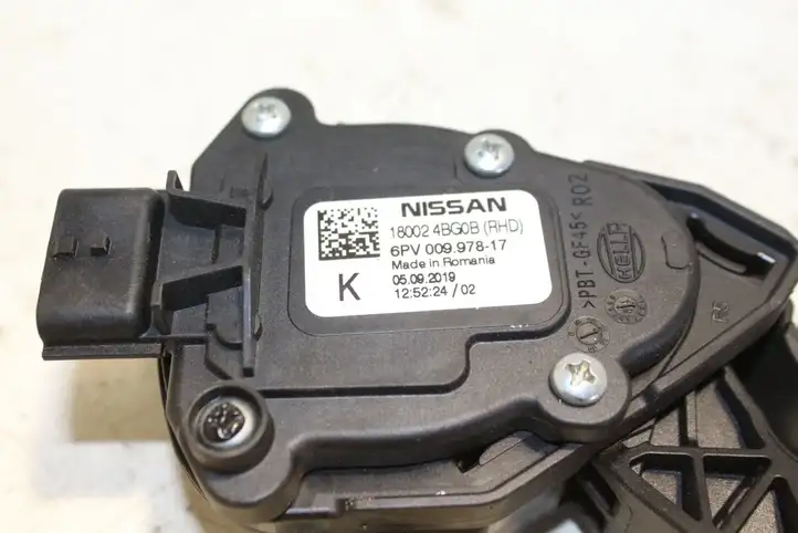 Nissan Qashqai (2017 - 2020) 180024BG0B Педаль акселератора — фото 5