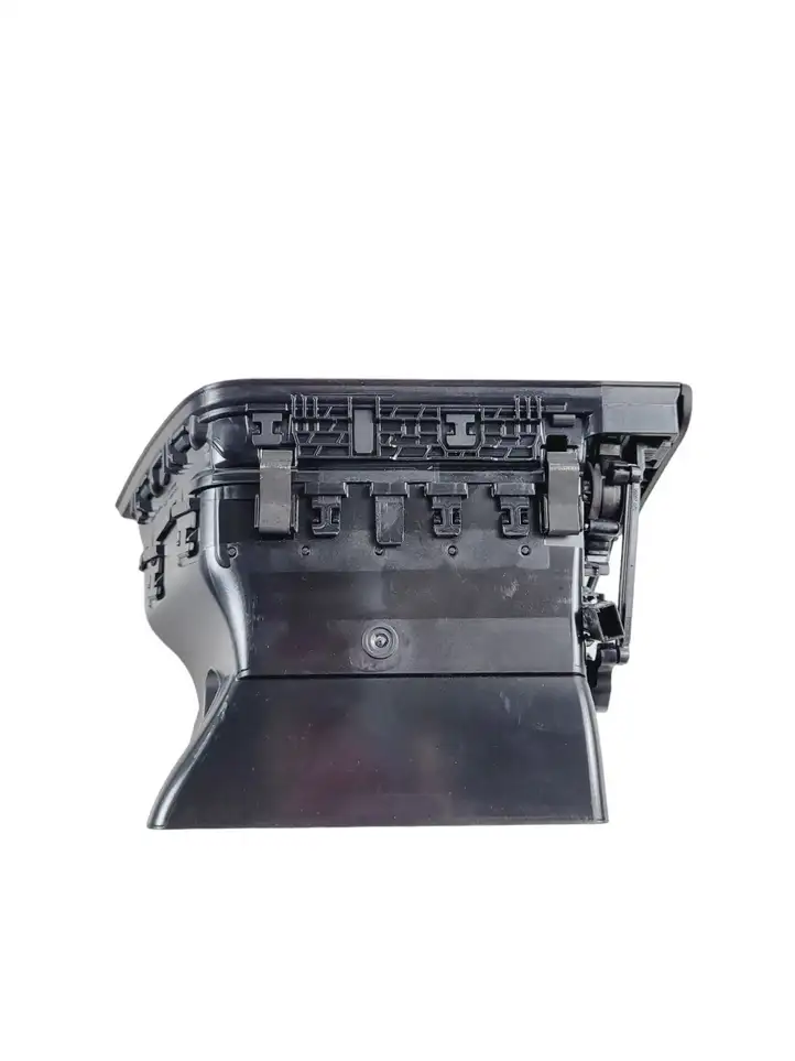 Skoda Superb B8 (3V) (2015 - 2023) 3V0819702D Боковой воздушный дефлектор — фото 2