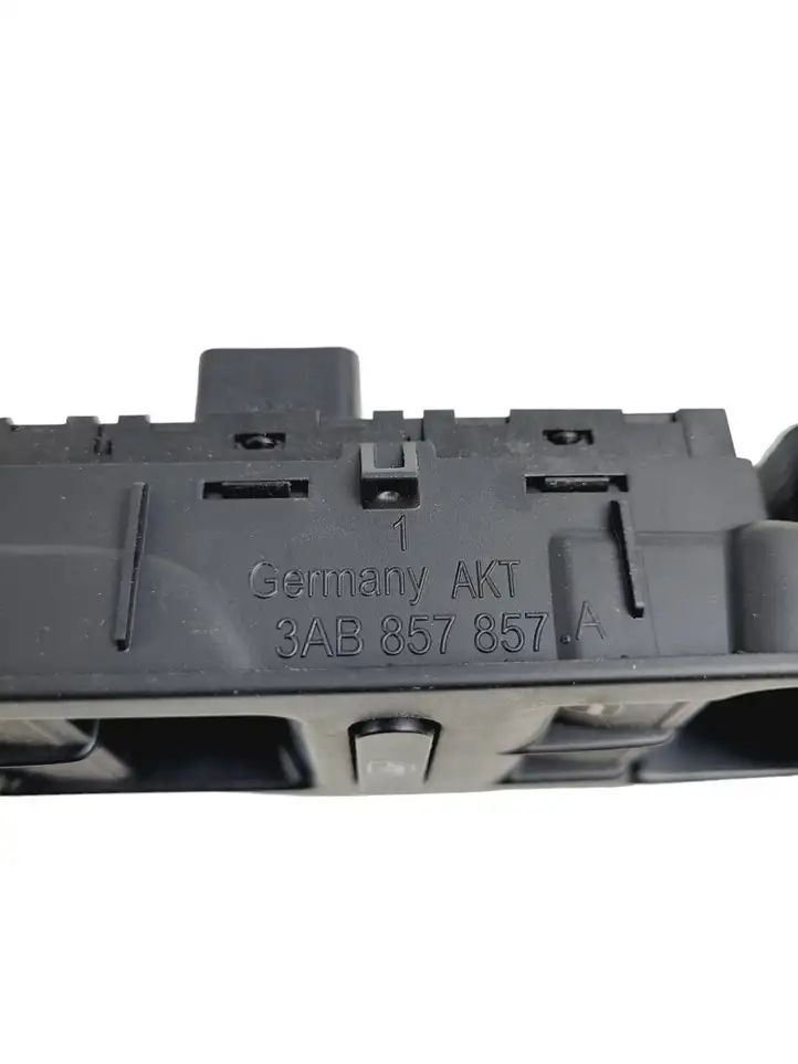 Volkswagen PASSAT B7 (2011 - 2014) 3AB857857A Кнопка стеклоподъемников — фото 3