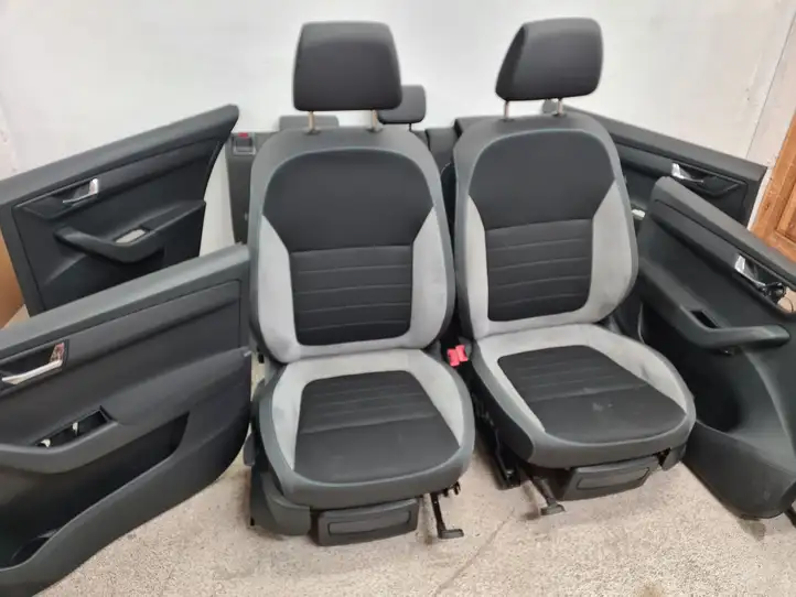 Skoda Fabia Mk3 (NJ) (2015 - 2021) 6V0885375 Комплект отделки дверей — фото 1