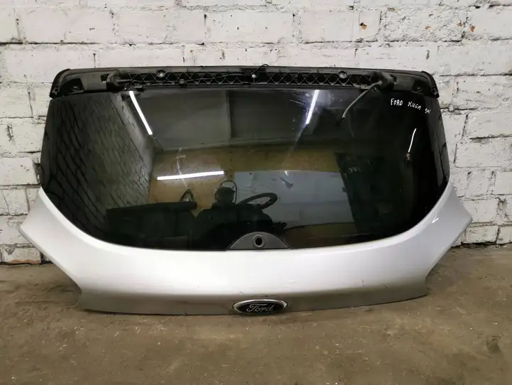 Ford Kuga I (2008 - 2012) Открывающееся стекло крышки багажника — фото 1