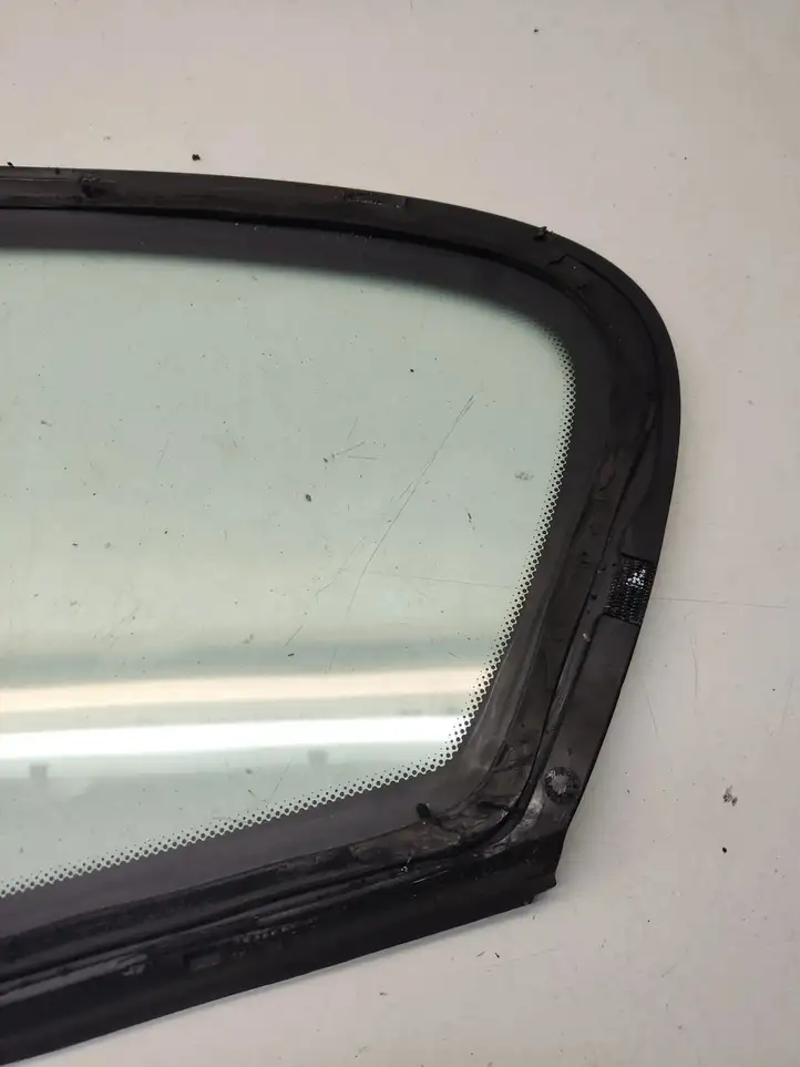 BMW 1 E81 E87 (2004 - 2011) 43R001583 Заднее боковое стекло — фото 7