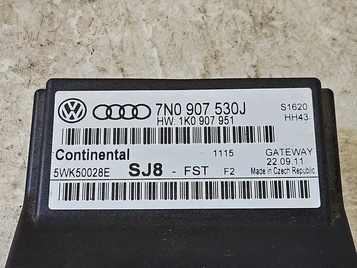 Volkswagen Touran II (2010 - 2016) 7N0907530J Модуль Gateway — фото 3