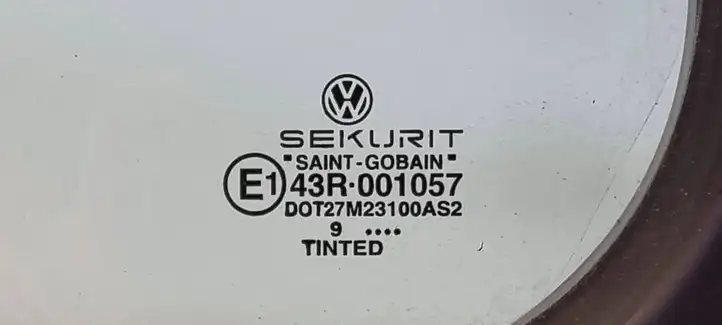 Volkswagen Golf IV (1998 - 2005) 43R001057 Форточка двери — фото 3