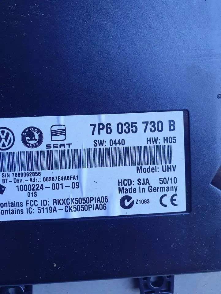 Volkswagen PASSAT CC (2008 - 2012) 7P6035730B Bluetooth модуль — фото 3