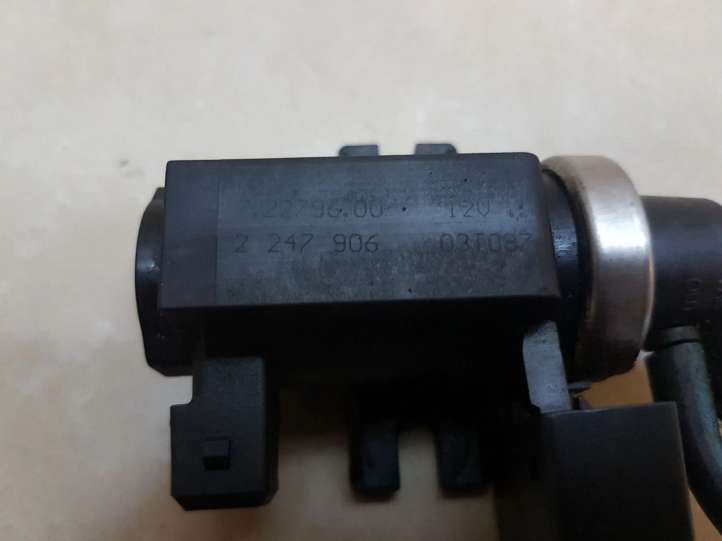 2247906 Opel Omega B2 Solenoidinis vožtuvas