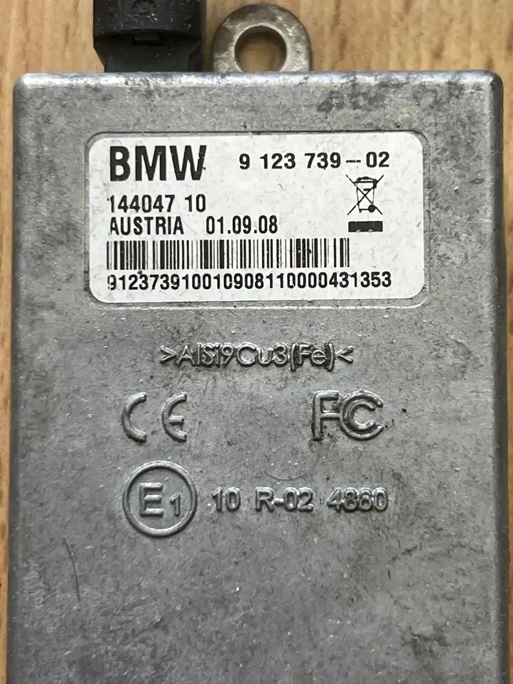 BMW 3 E92 E93 (2005 - 2014) 9123739 Усилитель антенны — фото 4