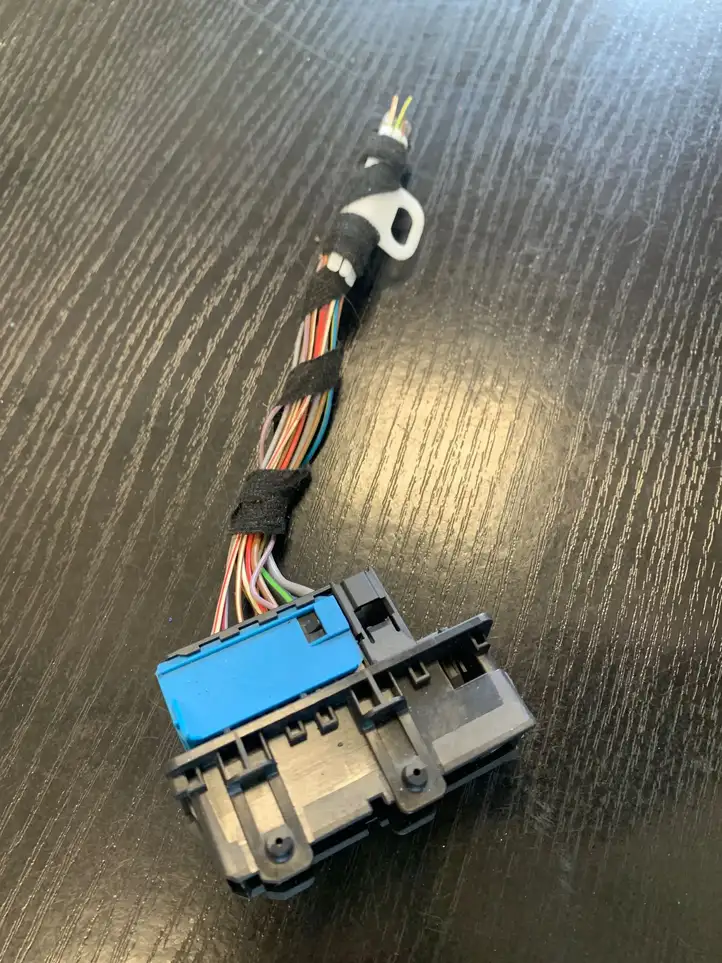 BMW 1 F20 F21 (2011 - 2019) 9221027 Прочая электропроводка — фото 1