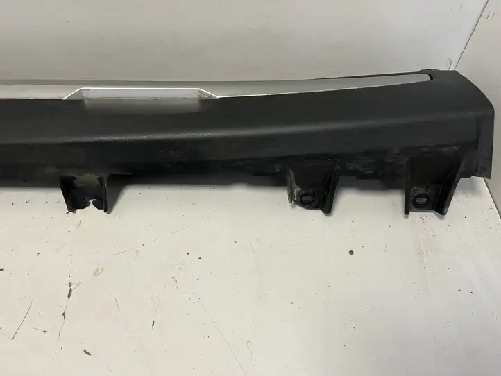 BMW X5 G05 (2018 - ) 8498999 Внутренняя обшивка порога (комплект) — фото 7