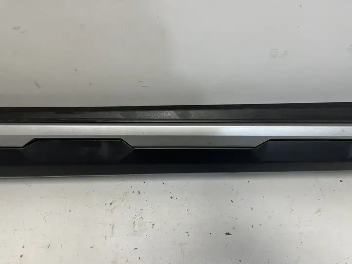 BMW X5 G05 (2018 - ) 8498999 Внутренняя обшивка порога (комплект) — фото 13