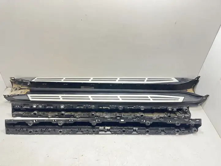 BMW X5 G05 (2018 - ) 8498997 Внутренняя обшивка порога (комплект) — фото 1
