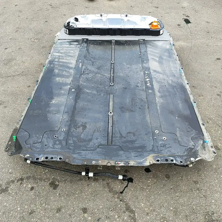 Tesla Model 3 (2017 - 2023) 110442300M Аккумулятор гибридного / электрического автомобиля — фото 3
