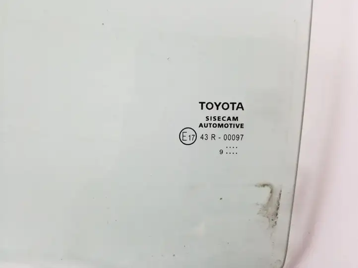 Toyota Corolla E210 E21 (2018 - ) 6810402580 Стекло задней двери — фото 2