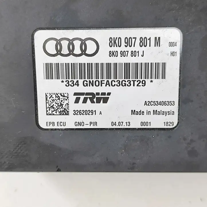 Audi A5 8T 8F (2011 - 2016) 8K0907801M Блок управления стояночным тормозом (EPB) — фото 8