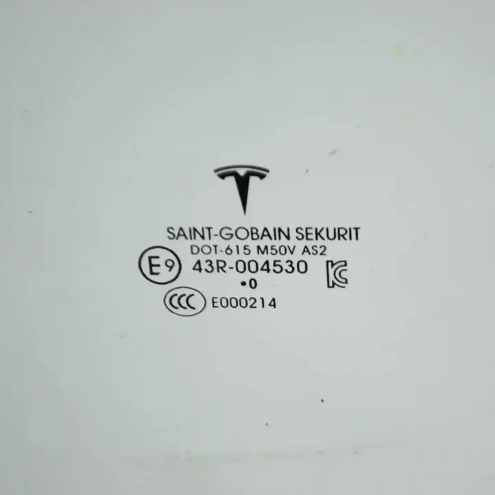 Tesla Model X (2015 - 2021) 102882200J Стекло передней двери — фото 6