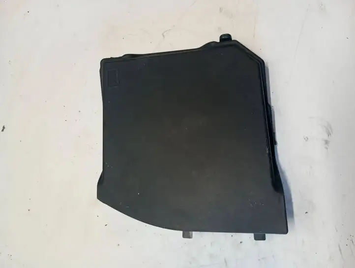 Volvo S60 (2004 - 2010) 31294775 Крышка ящика аккумулятора — фото 3