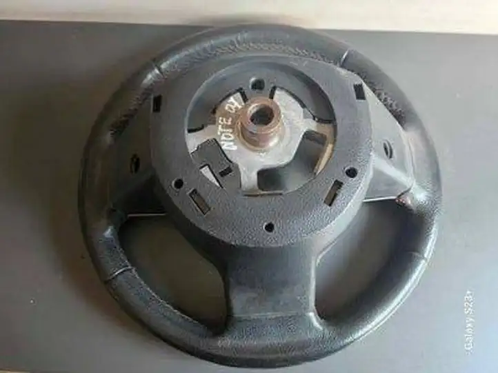Nissan Note (E11) (2006 - 2014) 305541799GNR Обшивка рулевой колонки — фото 3