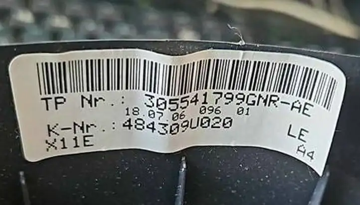 Nissan Note (E11) (2006 - 2014) 305541799GNR Обшивка рулевой колонки — фото 5
