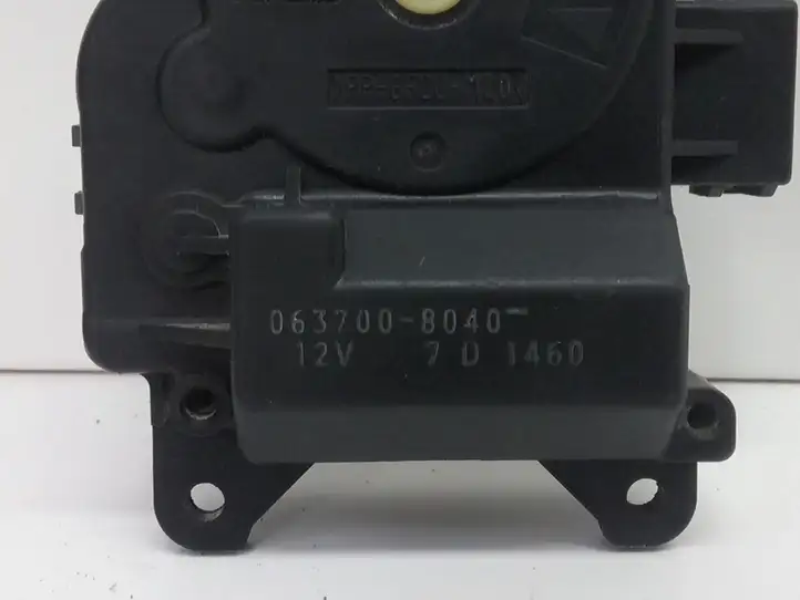 Mazda MPV (1999 - 2006) 0637008040 Двигатель задвижки потока воздуха — фото 4