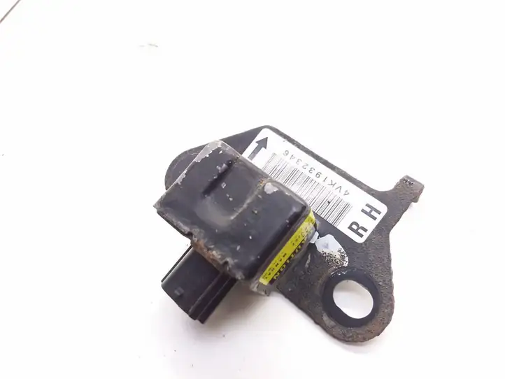 Subaru Forester SF (2000 - 2003) 98231FC000 Датчик удара SRS — фото 1