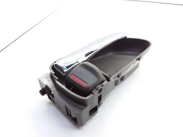 Subaru Outback (1998 - 2003) Внутренняя ручка двери — фото 3