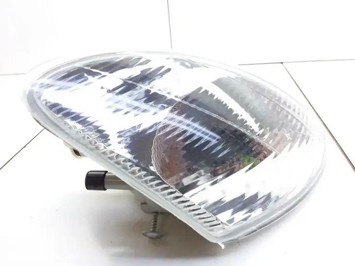 Renault Megane I (1995 - 2002) 015511513L Указатель поворота передний — фото 3