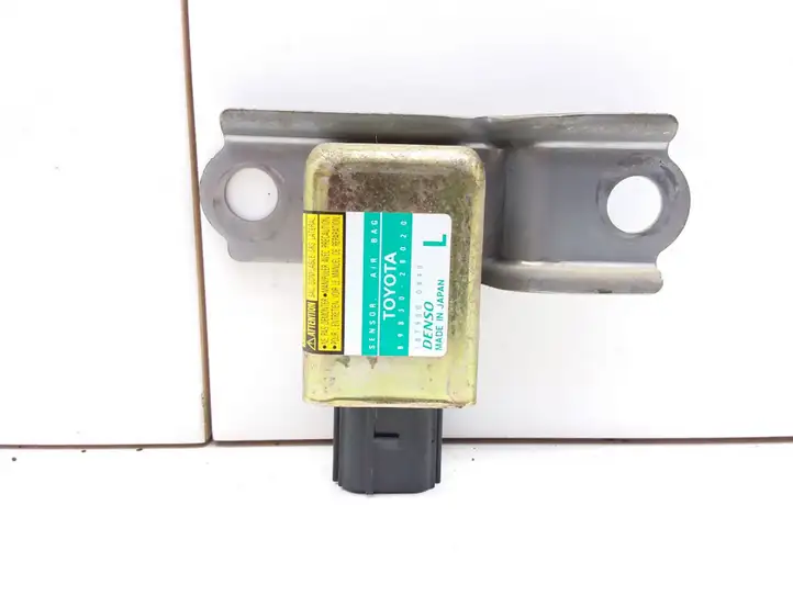 Toyota Previa (XR30, XR40) II (2000 - 2006) 8983028020 Датчик удара SRS — фото 1