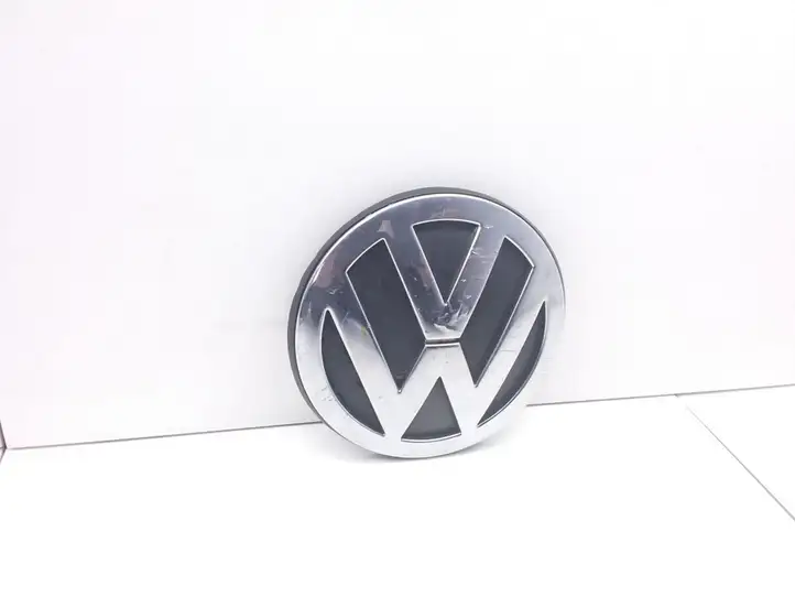 Volkswagen Polo (2001 - 2005) 1J6853630 Эмблема производителя — фото 1
