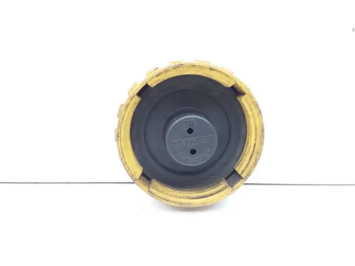 Opel Astra G (1998 - 2004) 0720838 Крышка расширительного бачка — фото 3