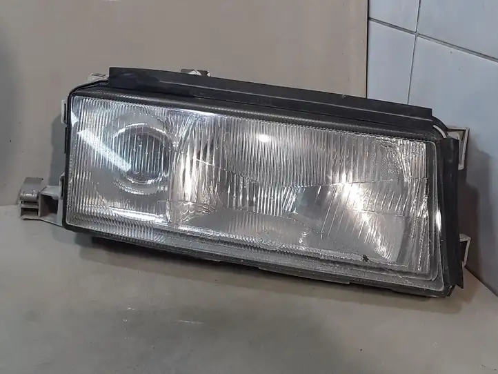Skoda Octavia Mk1 (1U) (1996 - 2004) 24608600 Передняя фара — фото 1