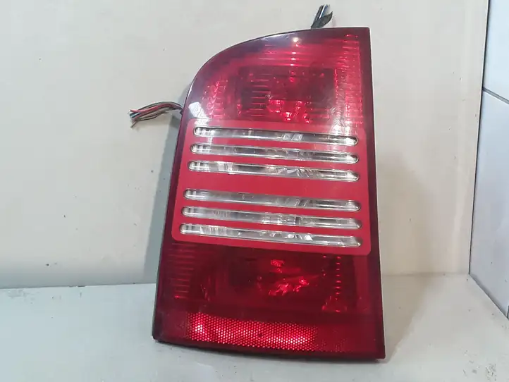 Skoda Octavia Mk1 (1U) (1996 - 2004) 1U9945111 Задний фонарь в кузове — фото 3