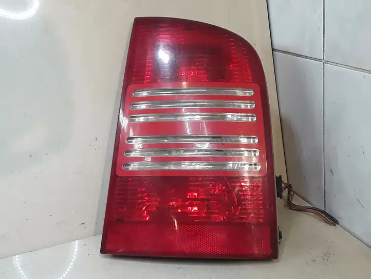 Skoda Octavia Mk1 (1U) (1996 - 2004) 1U0945096 Задний фонарь в кузове — фото 3