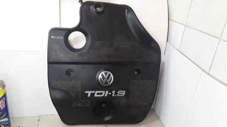 Volkswagen Golf IV (1998 - 2005) 038103925 Крышка двигателя декоративная — фото 1