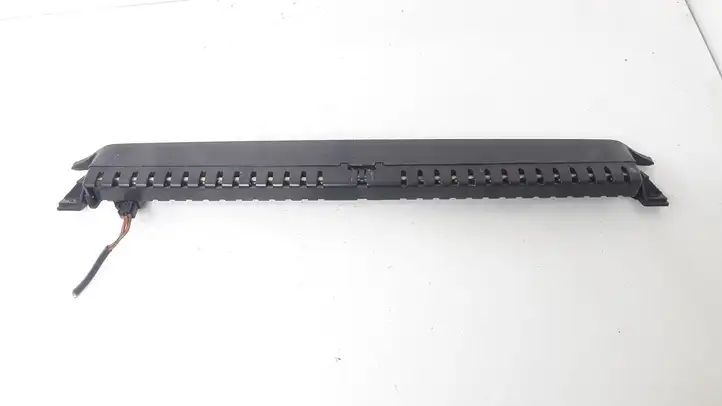 Volkswagen Golf IV (1998 - 2005) 1J6945097C Дополнительный стоп фонарь — фото 2