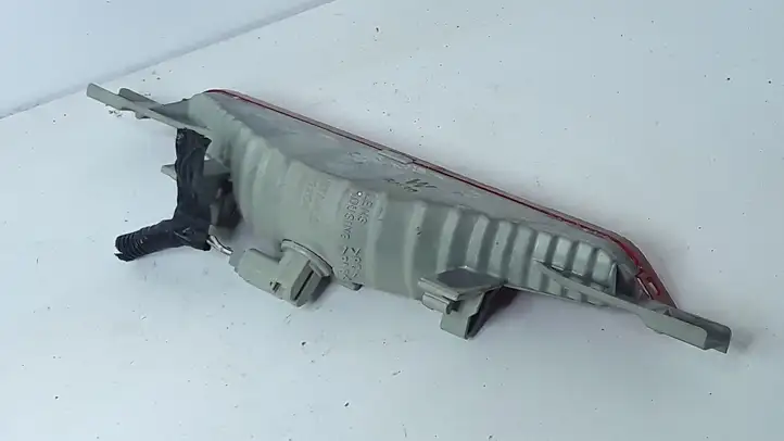 Toyota Avensis Verso (2004 - 2009) STANLEYP1208 Дополнительный стоп фонарь — фото 3
