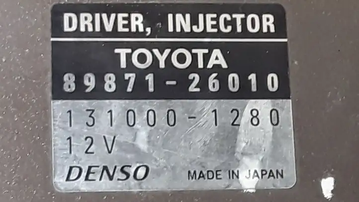 Toyota Avensis Verso (2004 - 2009) 8987126010 Блок управления форсунками — фото 2