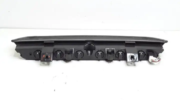Nissan Primera (2001 - 2008) 270277 Дополнительный стоп фонарь — фото 2