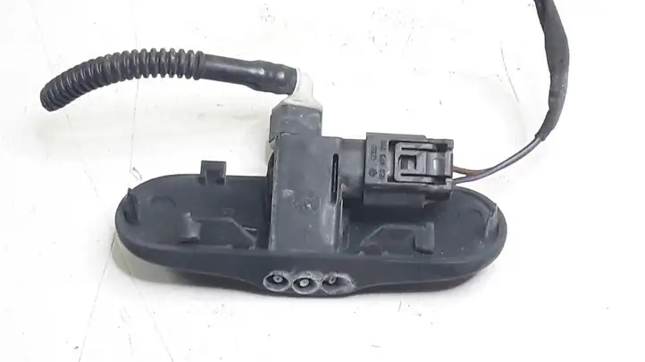 Audi A3/S3 8P (2004 - 2008) 8P0955987 Форсунка омывателя лобового стекла — фото 3