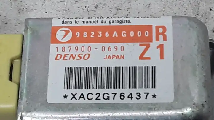 Subaru Legacy (2003 - 2009) 98236AG000 Датчик удара SRS — фото 2