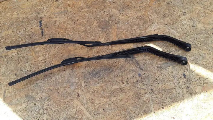 Opel Insignia A (2008 - 2017) 13227401 Рычаг стеклоочистителя — фото 1