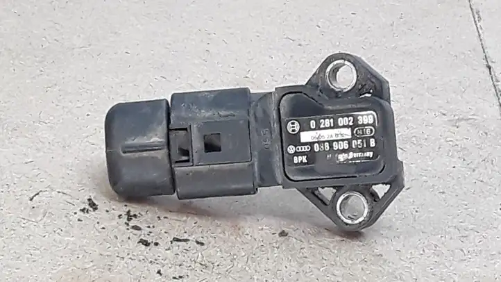 Ford Galaxy (2000 - 2006) 0281002399 Датчик давления воздуха впуска — фото 3