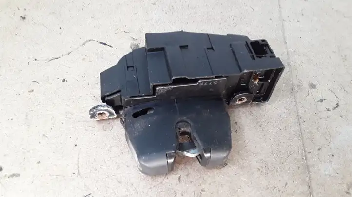 Citroen C4 I Picasso (2006 - 2013) 9660403980 Замок крышки багажника — фото 2