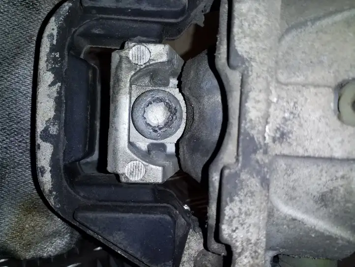 Audi A6 C7 (2011 - 2014) 8K0199307BJ Кронштейн двигателя — фото 8