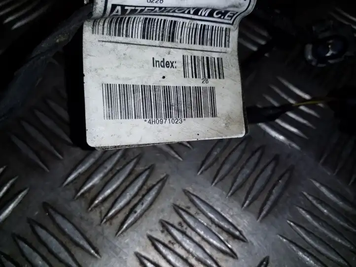Audi A8 S8 D4 4H (2010 - 2014) 4H0971023 Прочая электропроводка — фото 2