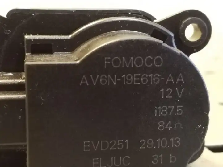 Ford Focus (2011 - 2015) AV6N19E616AA Двигатель задвижки потока воздуха — фото 3