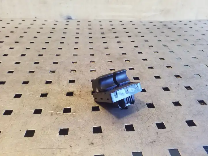 Audi A5 8T 8F (2007 - 2011) 9K0959851A Кнопка стеклоподъемников — фото 4