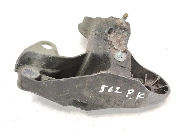 Audi A6 S6 C5 4B (2001 - 2004) 4B0199351D Кронштейн двигателя — фото 3