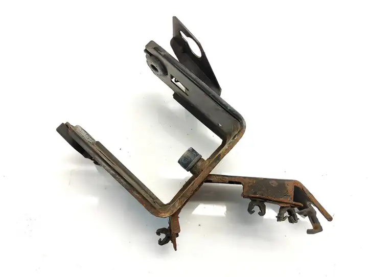 Alfa Romeo 147 (2000 - 2004) Кронштейн блока ABS — фото 1