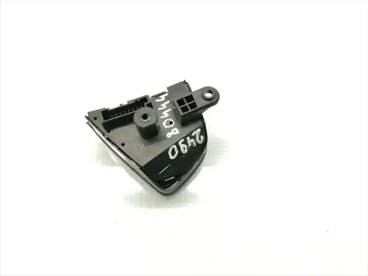Hyundai i30 (2007 - 2012) 200003371 Кнопки на рулевом колесе — фото 2