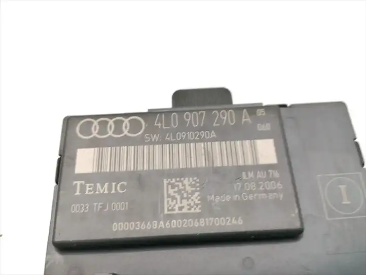 Audi Q7 4L (2005 - 2009) 4L0907290A Блок управления дверью — фото 4